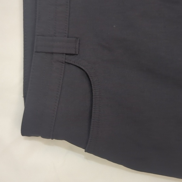 Eddie Bauer Rainier Skort, Color Black Size 4 - Picture 3 of 15